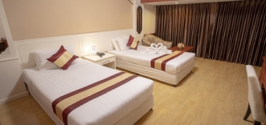 DELUXE TWIN ROOM