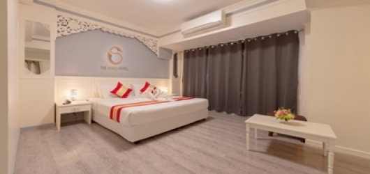 GRAND DELUXE ROOM